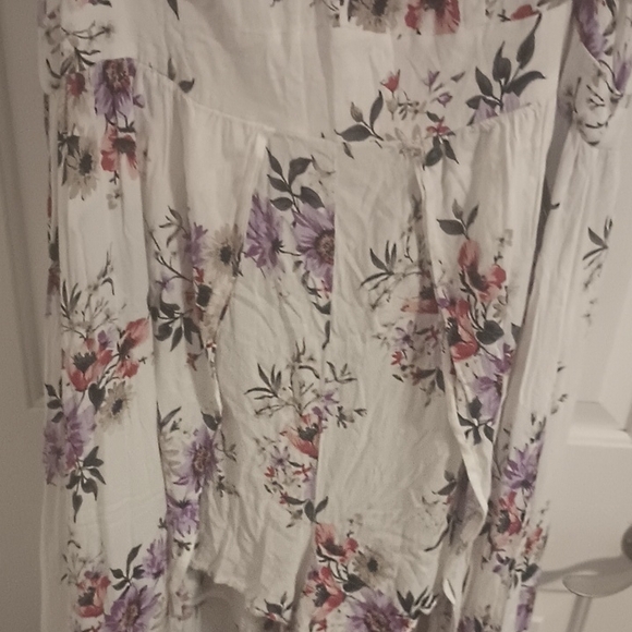Torrid Floral Walkthrough Romper Size 20 - Picture 11 of 14